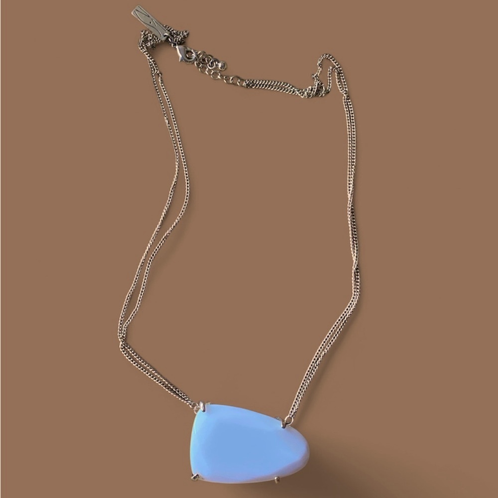 Kendra Scott Vintage White Maude Necklace.